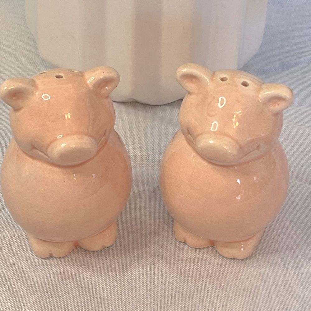 Vintage Ceramic Piglet Salt and Pepper Shakers